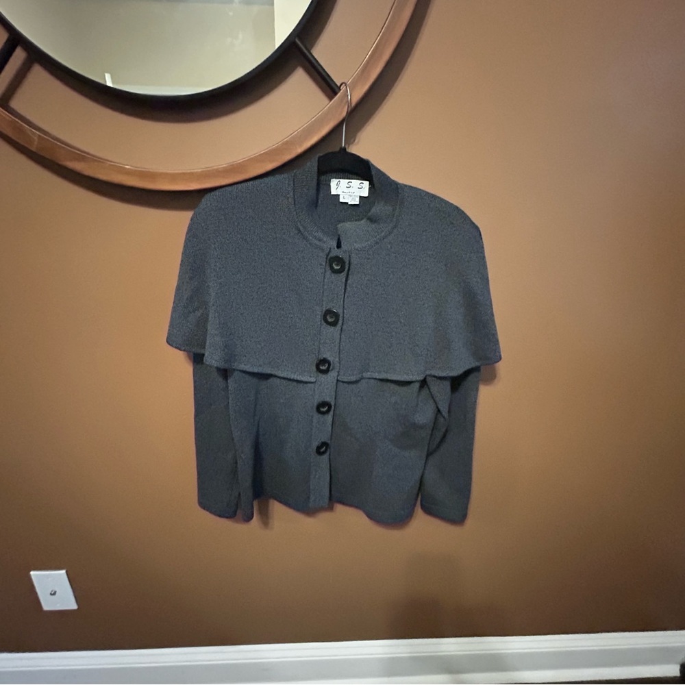 J.S.S Vintage Cape Sweater Mock Neck Sz L Ptp 20 Gray
